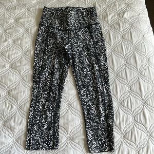 Lululemon size 4 Fast & Free 19” leggings